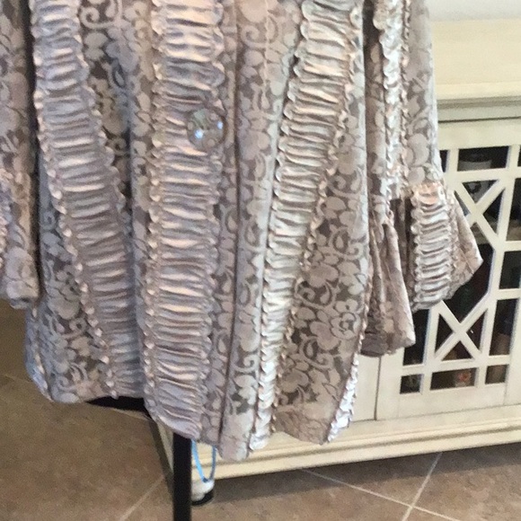 IC by Connie sequin lace evening jacket, two button front, bell sleeve, taupe,XL - Picture 3 of 7